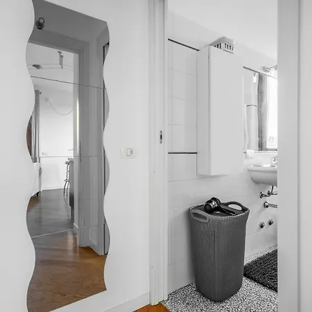 Casatella - Monolocale Con Balcone Apartment Vidigulfo Exterior photo