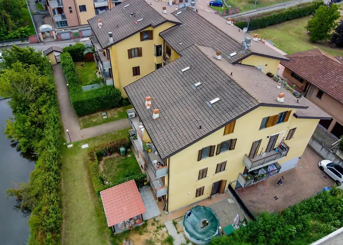 Casatella - Monolocale Con Balcone
